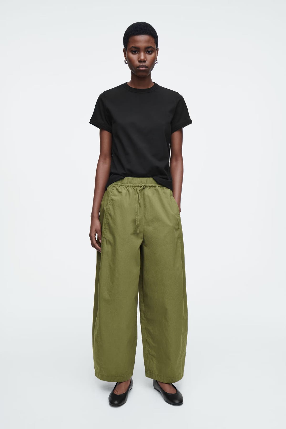 Elasticated Barrel-leg Trousers | COS Saudi Arabia